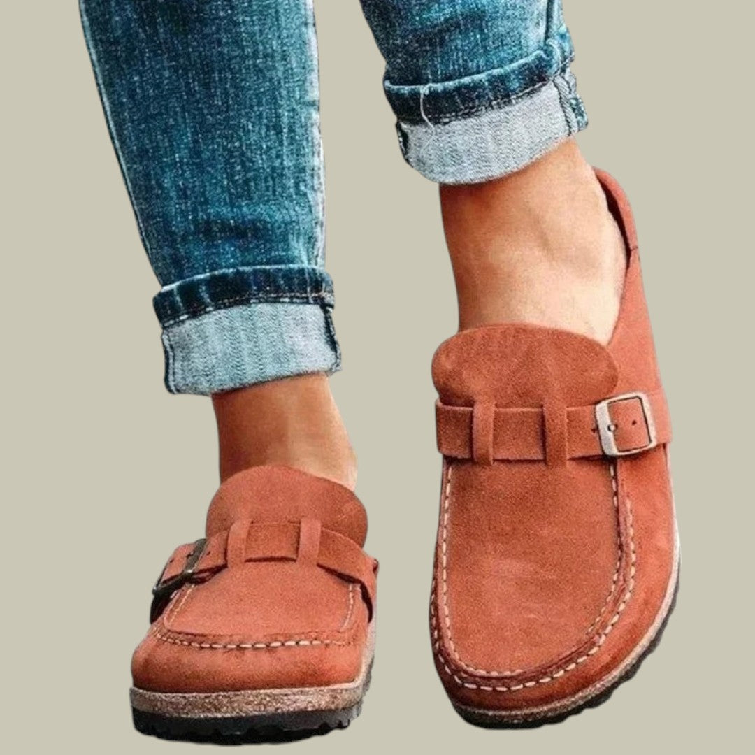 Lux & Classy • Women's Casual Slip-On Clogs