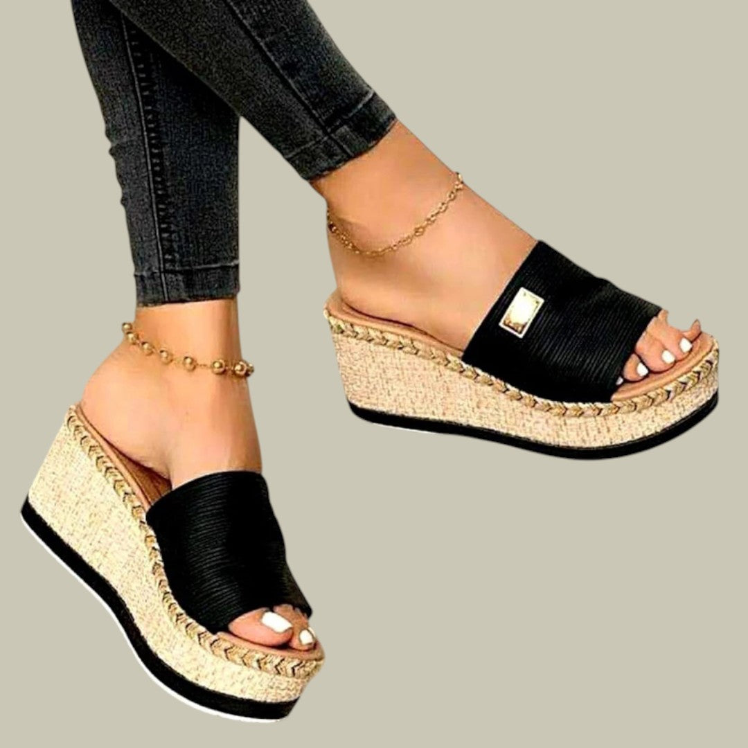Lux & Classy • Women's Elegant High Platform Sandals