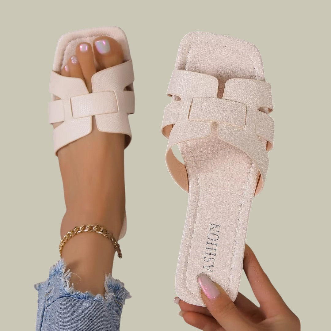 Lux & Classy  • Women's Casual Flat Sandals