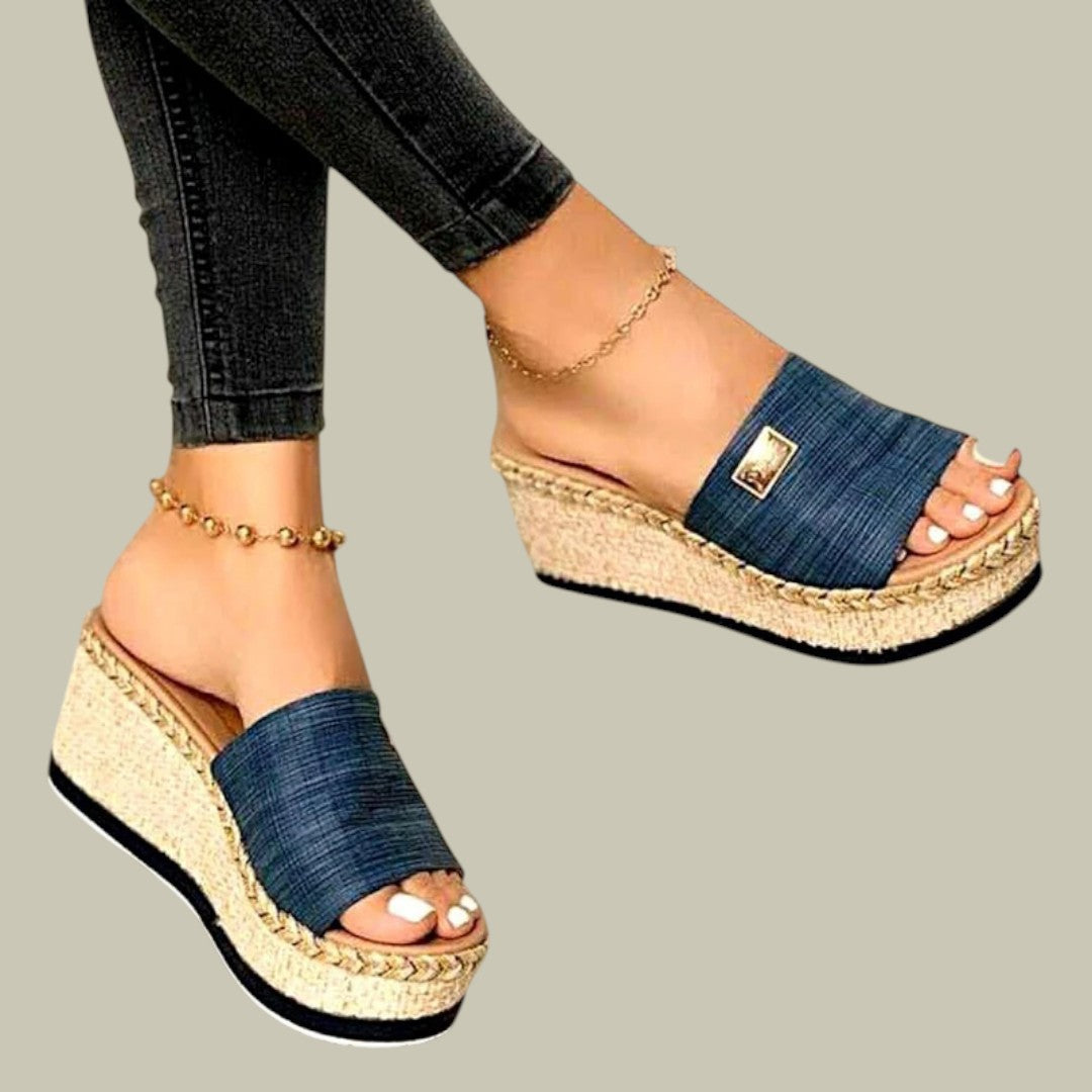 Lux & Classy  • Women's Elegant High Platform Sandals