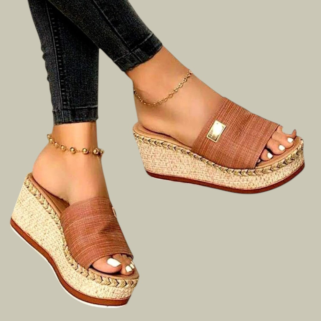 Lux & Classy  • Women's Elegant High Platform Sandals